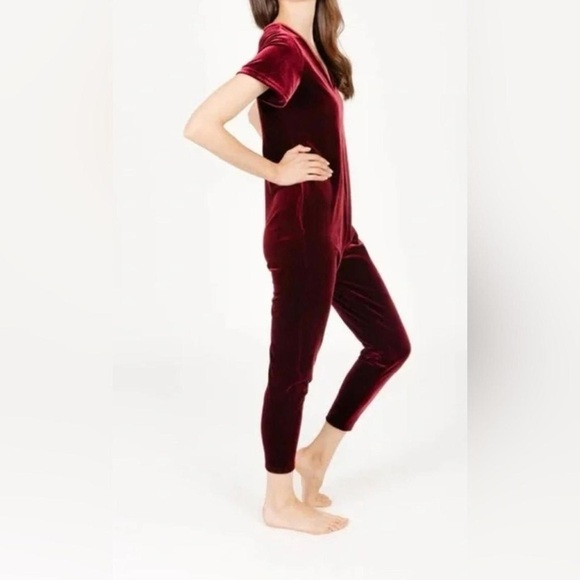 Smash + Tess Sunday Velvet Romper - Picture 2 of 7